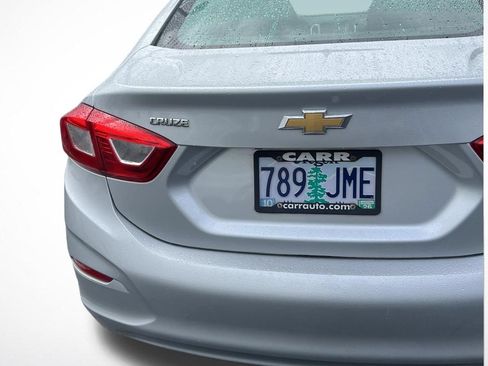 Used 2016 Chevrolet Cruze LT w/ Sun And Sound Package FWD image 15