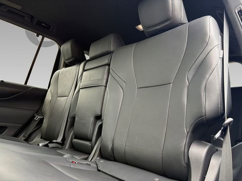 Used 2024 Lexus LX 600 4WD w/ Appearance Package image 4