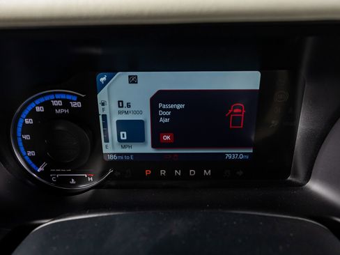 Used 2024 Ford Bronco Wildtrak image 19