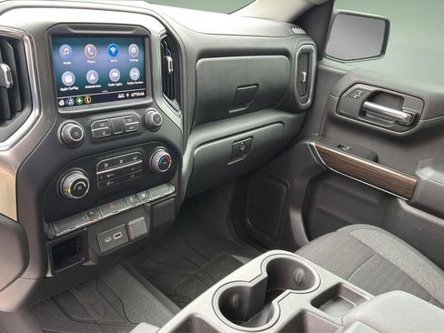 Used 2020 Chevrolet Silverado 1500 LT w/ LT Value Package image 24