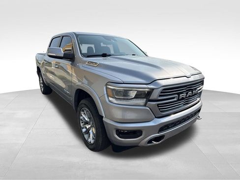 Used 2022 RAM 1500 Laramie w/ Laramie Southwest Edition AWD/4WD image 3