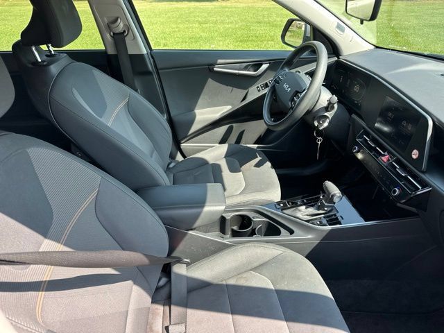Certified 2023 Kia Niro LX FWD image 24