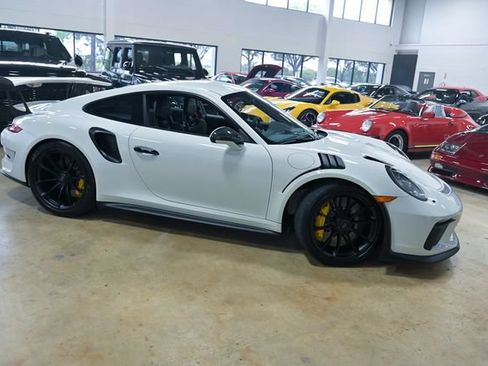 Used 2019 Porsche 911 GT3 RS RWD image 4