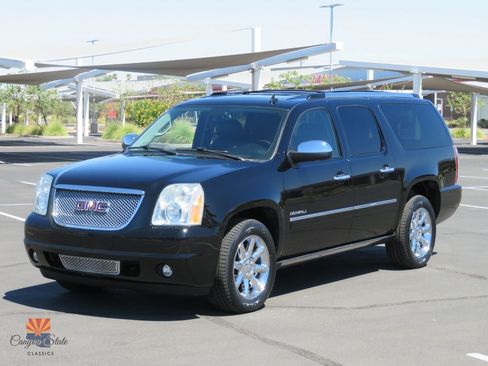 Used 2011 GMC Yukon XL Denali AWD/4WD image 6