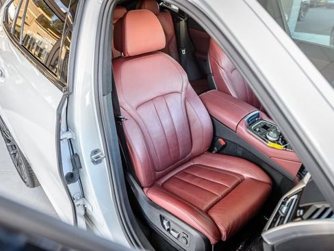 Used 2021 BMW X6 xDrive40i w/ M Sport Package image 47