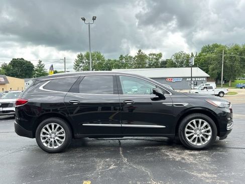 Used 2018 Buick Enclave Premium w/ Experience Buick Package AWD/4WD image 12