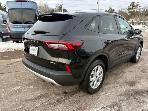 Used 2025 Ford Escape Active w/ Cold Weather Package image 3
