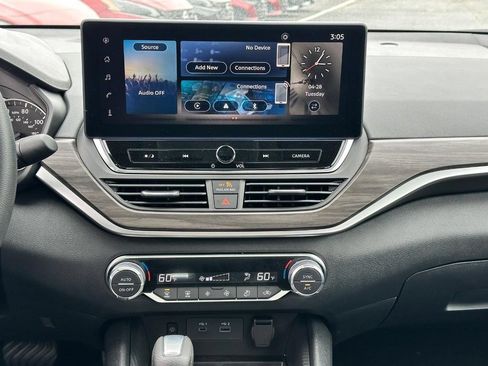 Certified 2026 Nissan Altima 2.5 SV w/ SV Special Edition Package FWD image 8