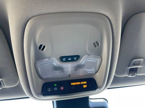 Used 2022 Buick Encore GX Preferred w/ Cold Weather Comfort Package image 49