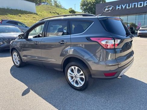 Used 2018 Ford Escape SE AWD/4WD image 3