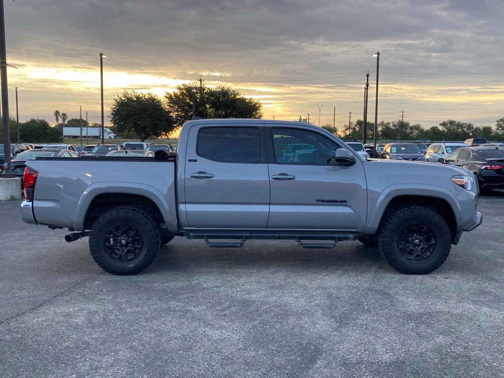 Used 2021 Toyota Tacoma SR5 RWD image 4