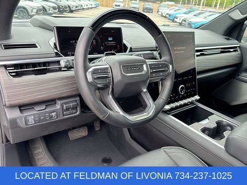 Used 2024 GMC Sierra EV Denali AWD/4WD image 10
