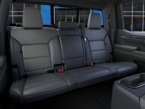 New 2026 Chevrolet Silverado 1500 ZR2 w/ ZR2 Bison Edition AWD/4WD image 18