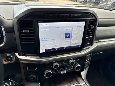 Used 2023 Ford F150 Lariat RWD image 20