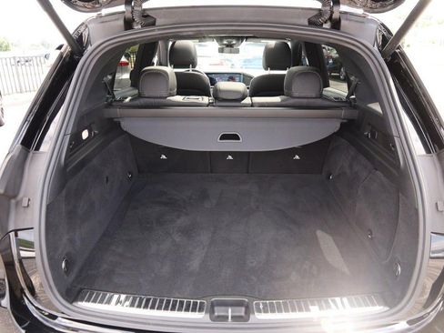 Used 2025 Mercedes-Benz GLE 450e 4MATIC image 7