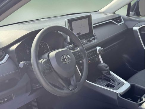 Used 2023 Toyota RAV4 XLE AWD/4WD image 41