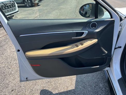 Used 2023 Hyundai Sonata Limited FWD image 18