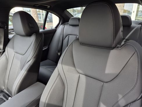 New 2026 BMW 330i xDrive 330i xDrive w/ M Sport Package image 28