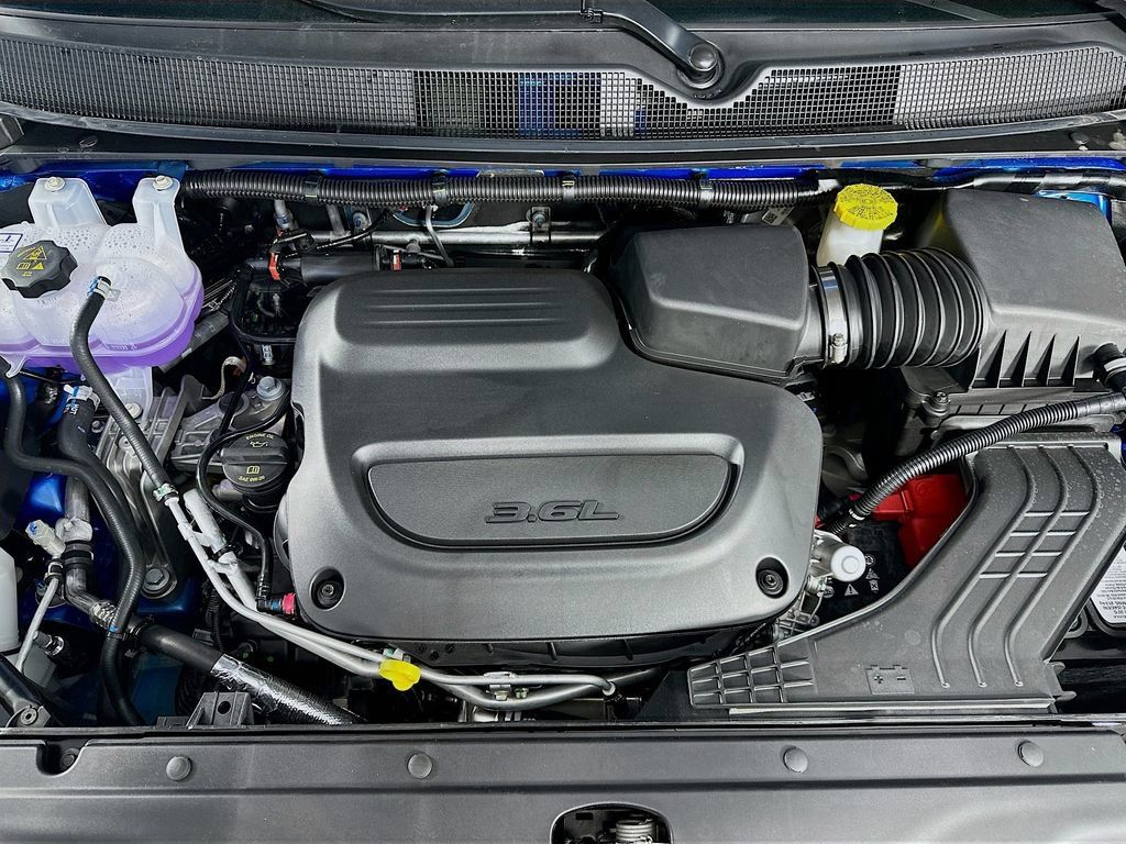 New 2026 Chrysler Pacifica Select FWD image 18