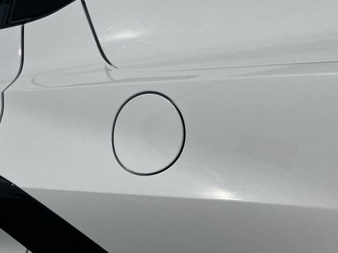 Used 2025 Chevrolet Corvette Stingray Preferred Cpe image 12