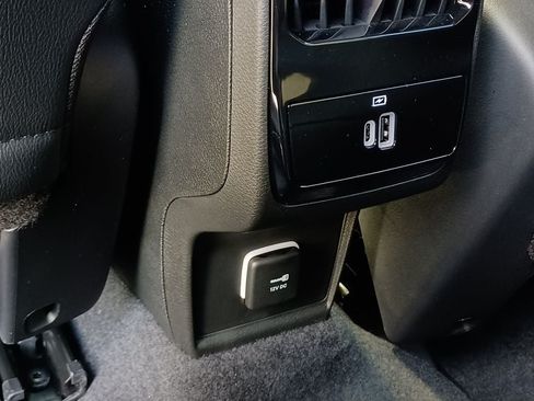 New 2026 Jeep Compass Trailhawk AWD/4WD image 32