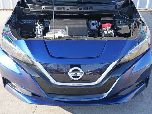 Used 2021 Nissan Leaf SV image 7
