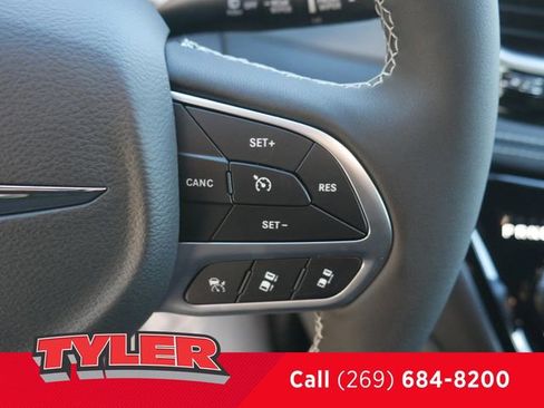 New 2026 Chrysler Pacifica Limited image 30