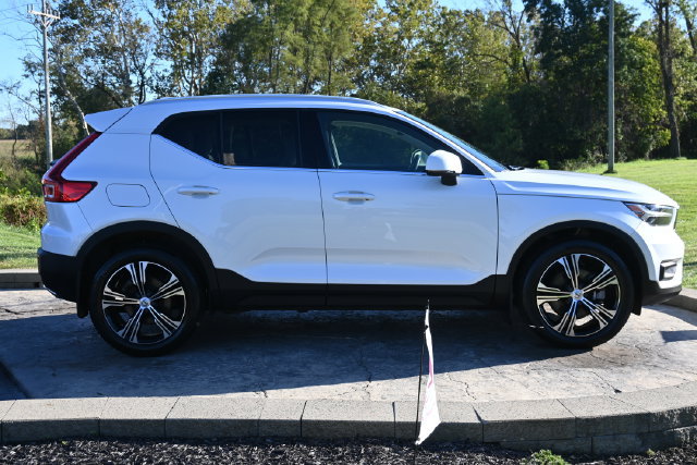 Used 2020 Volvo XC40 T5 Inscription w/ Protection Package AWD/4WD image 4