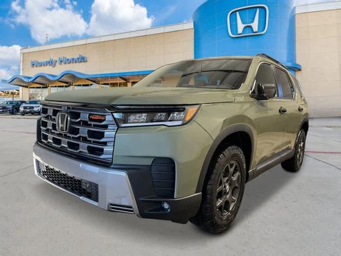 New 2026 Honda Pilot TrailSport image 1