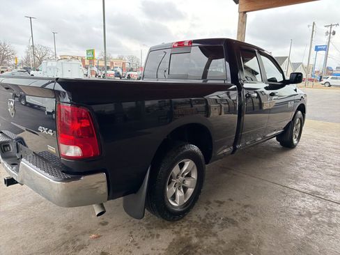 Used 2018 RAM 1500 Classic SLT image 22