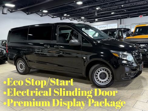 Used 2018 Mercedes-Benz Metris Passenger image 1