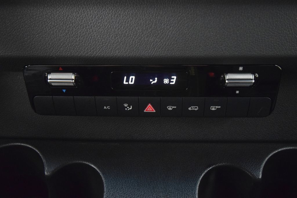 Used 2024 Mercedes-Benz Sprinter 2500 image 26
