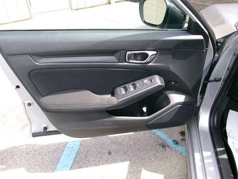 Used 2022 Honda Civic Sport image 15