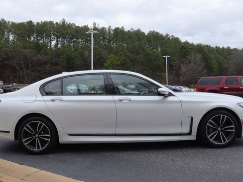 Used 2020 BMW 750i xDrive image 8