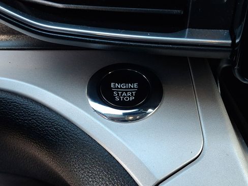 Used 2023 Ford Explorer XLT w/ Equipment Group 202A image 20