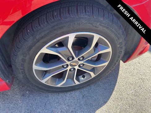 Used 2017 Chevrolet Sonic LT w/ Convenience Package image 11