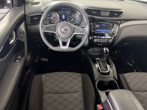 Used 2020 Nissan Rogue Sport SV AWD/4WD image 20