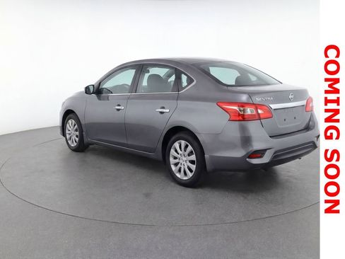 Used 2017 Nissan Sentra S FWD image 4