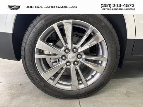 New 2026 Cadillac XT5 Premium Luxury w/ Driver Assist Package FWD image 21