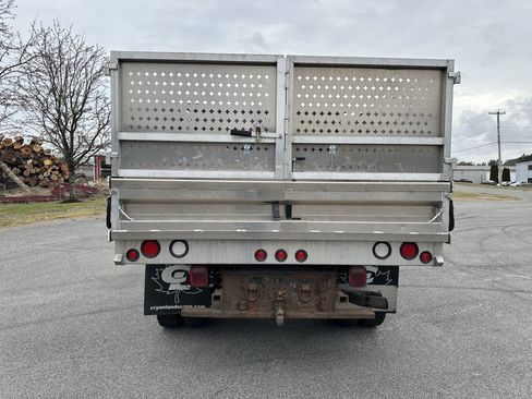 Used 2011 Ford F550 4x4 SuperCab Super Duty w/ Payload Upgrade Pkg image 5