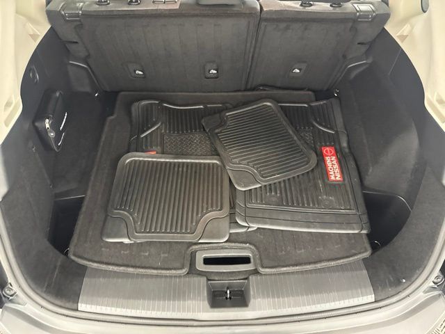 Used 2021 Nissan Rogue SV AWD/4WD image 25