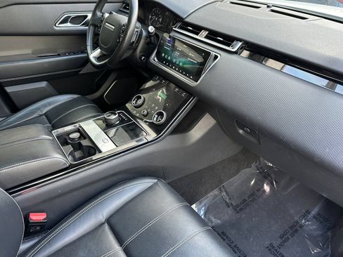 Used 2020 Land Rover Range Rover Velar S AWD/4WD image 18
