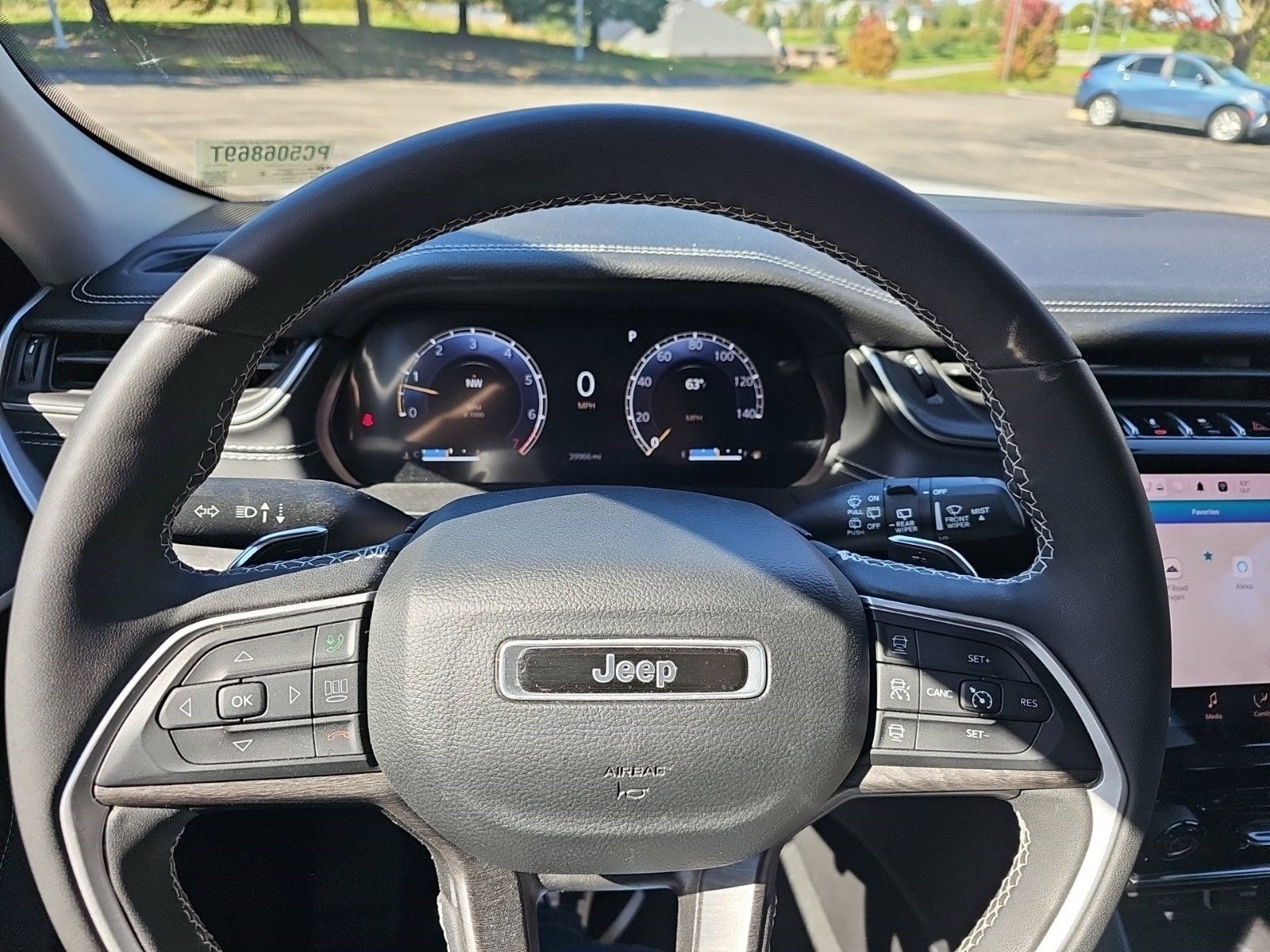 Used 2023 Jeep Grand Cherokee Limited w/ Luxury Tech Group II AWD/4WD image 20