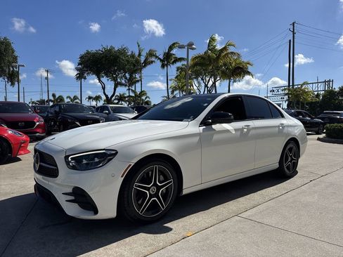 Used 2022 Mercedes-Benz E 350 Sedan w/ Driver Assistance Package image 28