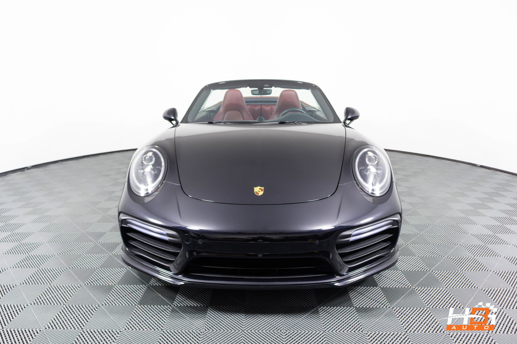 Used 2019 Porsche 911 Turbo AWD/4WD image 10