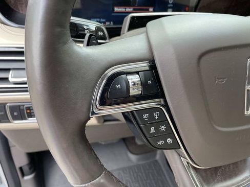 Used 2024 Lincoln Navigator L Reserve AWD/4WD image 7