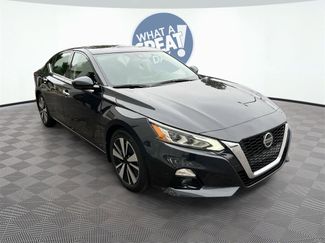 Certified 2022 Nissan Altima 2.5 SL video 1