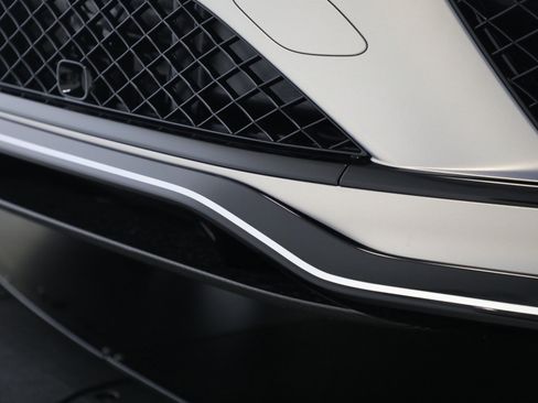 New 2025 Bentley Bentayga image 37