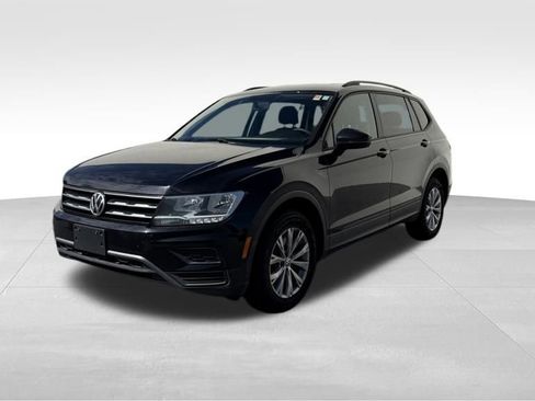Used 2018 Volkswagen Tiguan S image 24