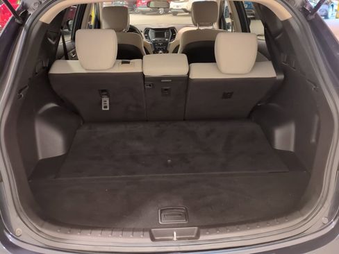 Used 2018 Hyundai Santa Fe Sport image 13